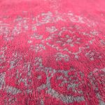 tapis Louis De Poortere LX8260 Fading World Medaillon Scarlet zoom