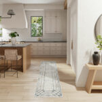 Nourison tapis Glitz GLZ03 IVTAU IVORY TAUPE 2x8 099446134196 interior 1