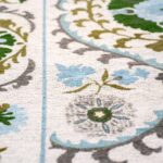 Louis De Poortere tapis Antiquarian Suzani 9732 Slavia zoom 3